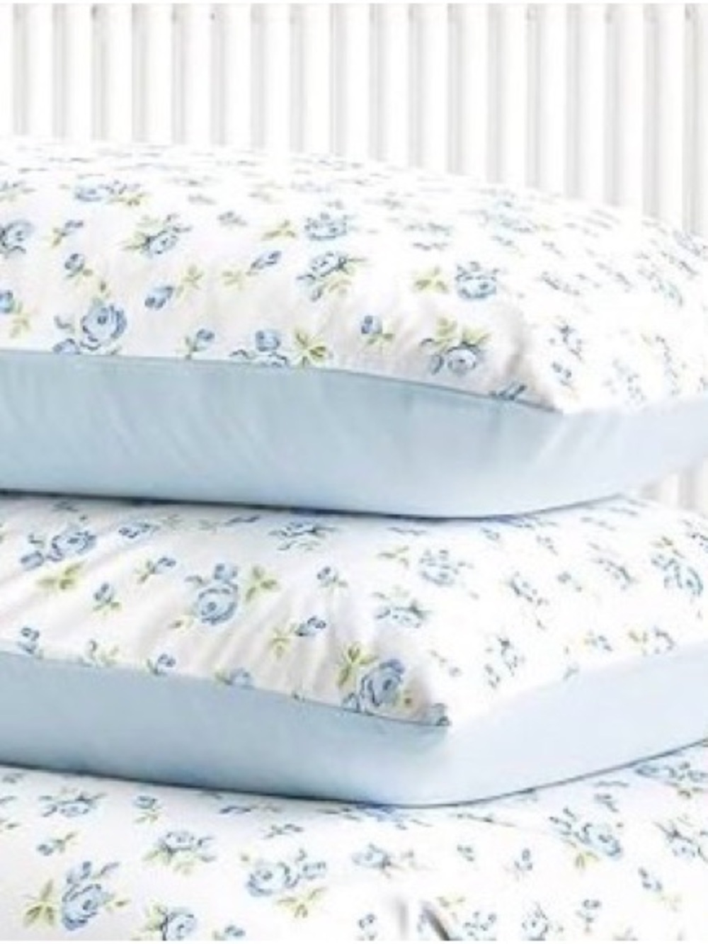 Floral Blue Cotton Pillowcase Set - Light Blue